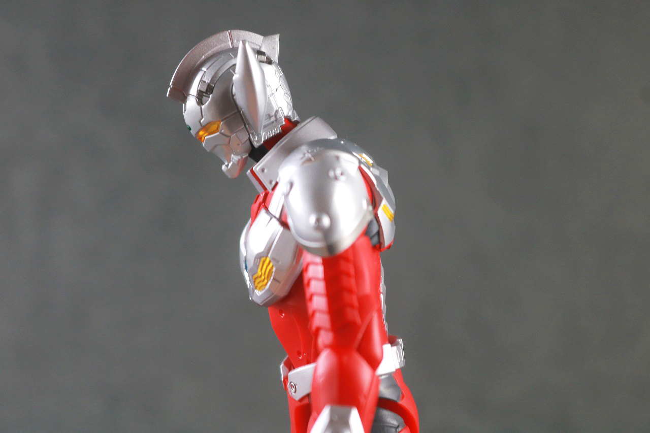 S.H.フィギュアーツ　ULTRAMAN SUIT TARO the Animation　レビュー　可動範囲