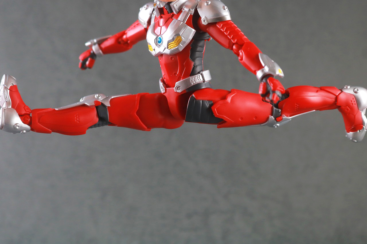 S.H.フィギュアーツ　ULTRAMAN SUIT TARO the Animation　レビュー　可動範囲