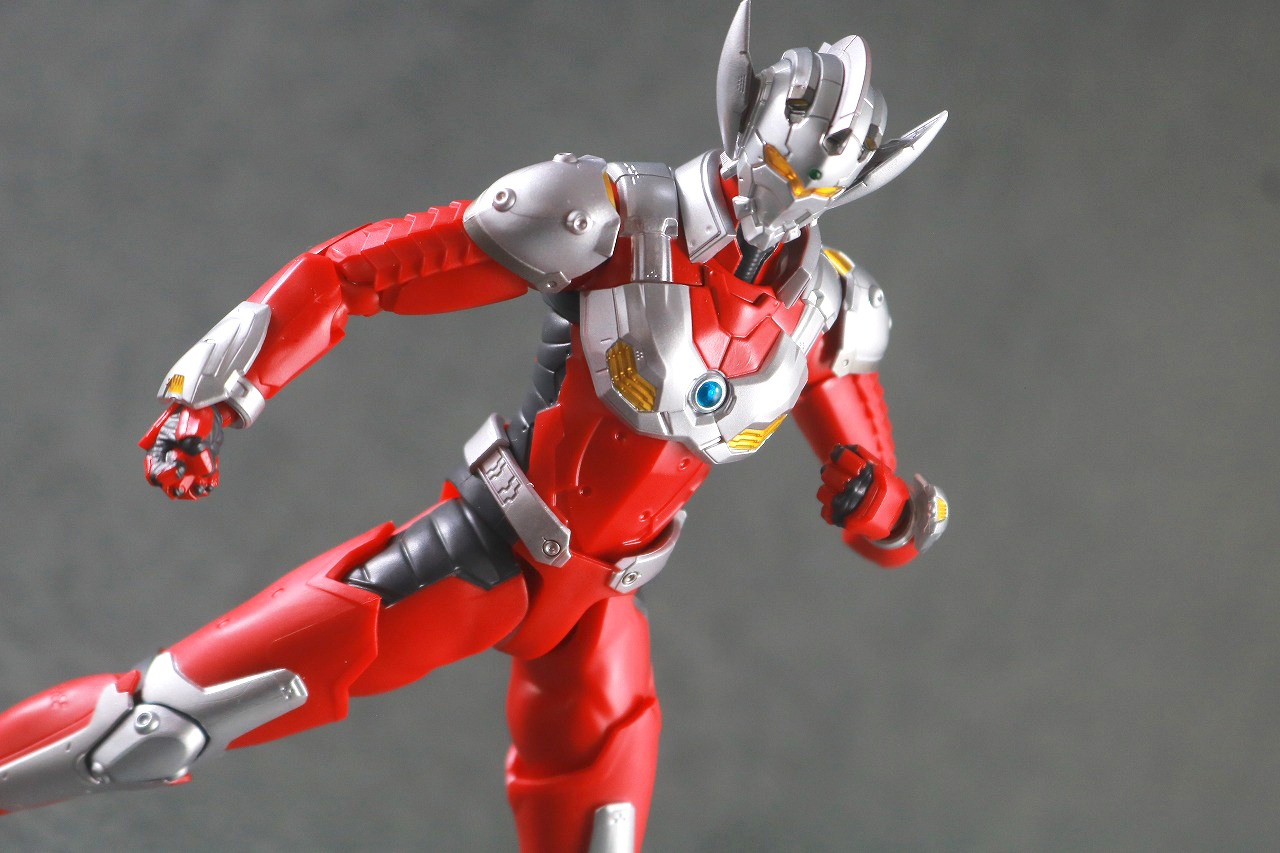 S.H.フィギュアーツ　ULTRAMAN SUIT TARO the Animation　レビュー　アクション