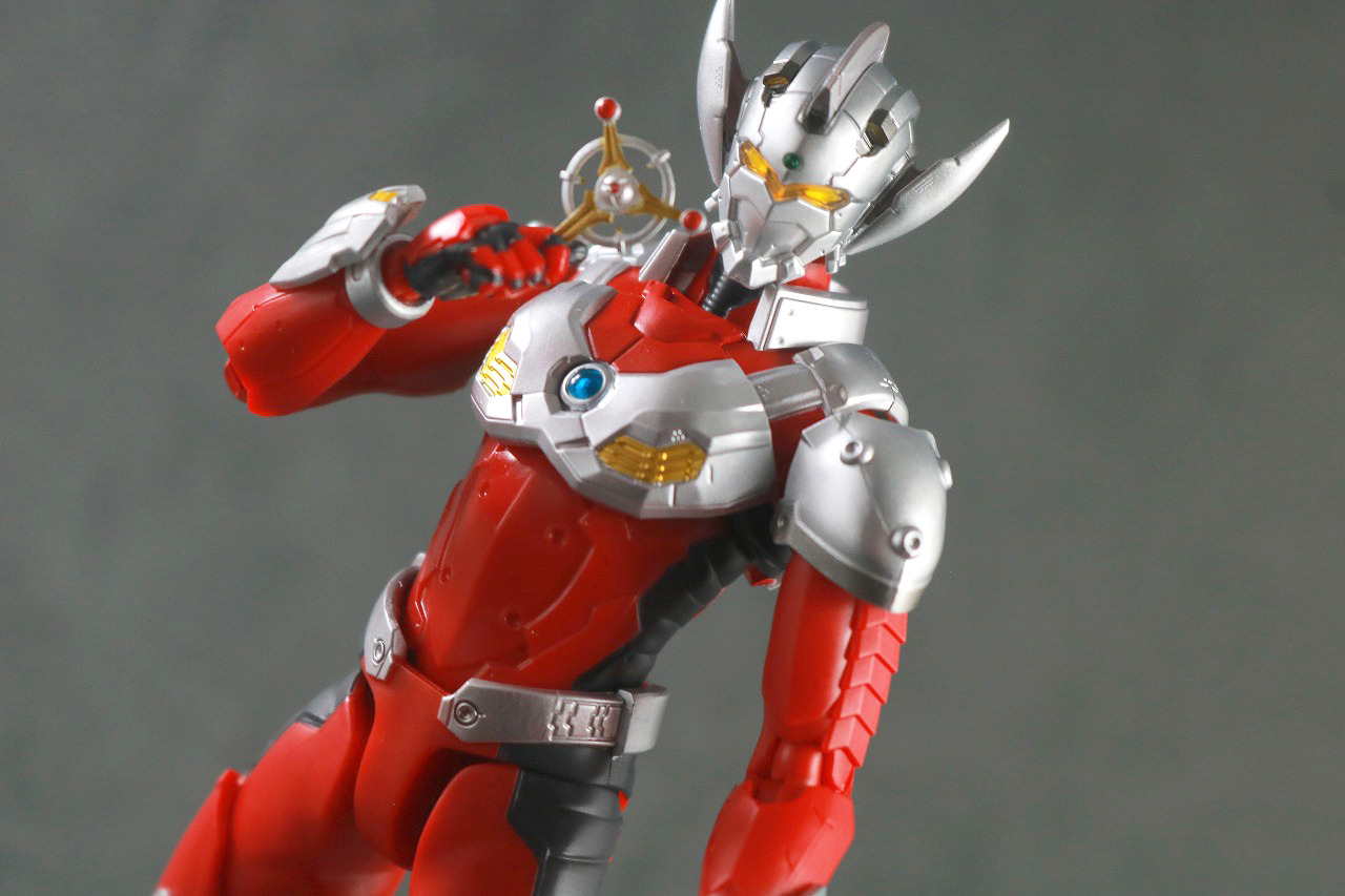 S.H.フィギュアーツ　ULTRAMAN SUIT TARO the Animation　レビュー　アクション