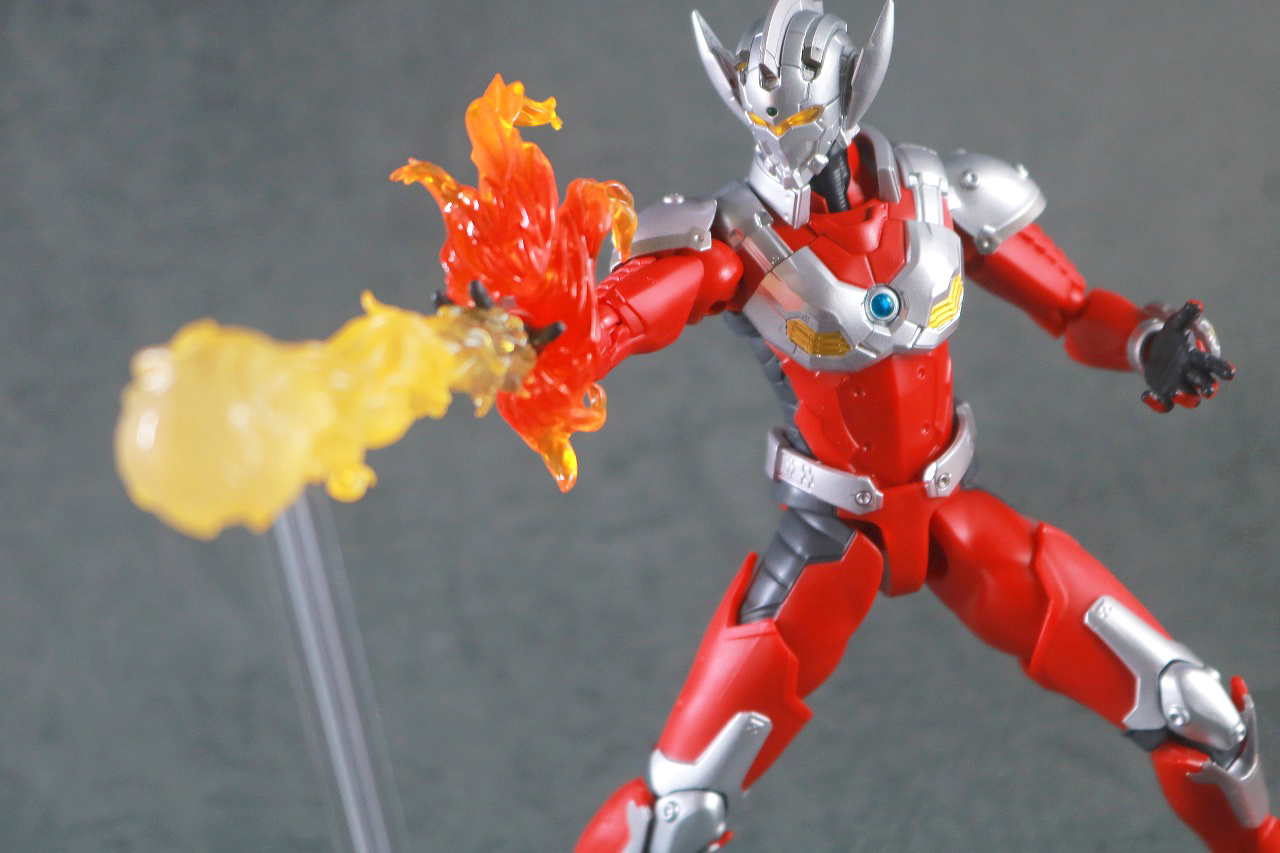 S.H.フィギュアーツ　ULTRAMAN SUIT TARO the Animation　レビュー　アクション