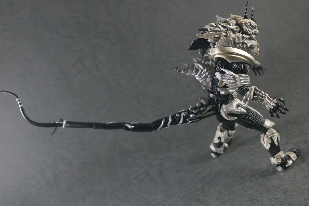 S.H.モンスターアーツ　モンスターX　レビュー　アクション