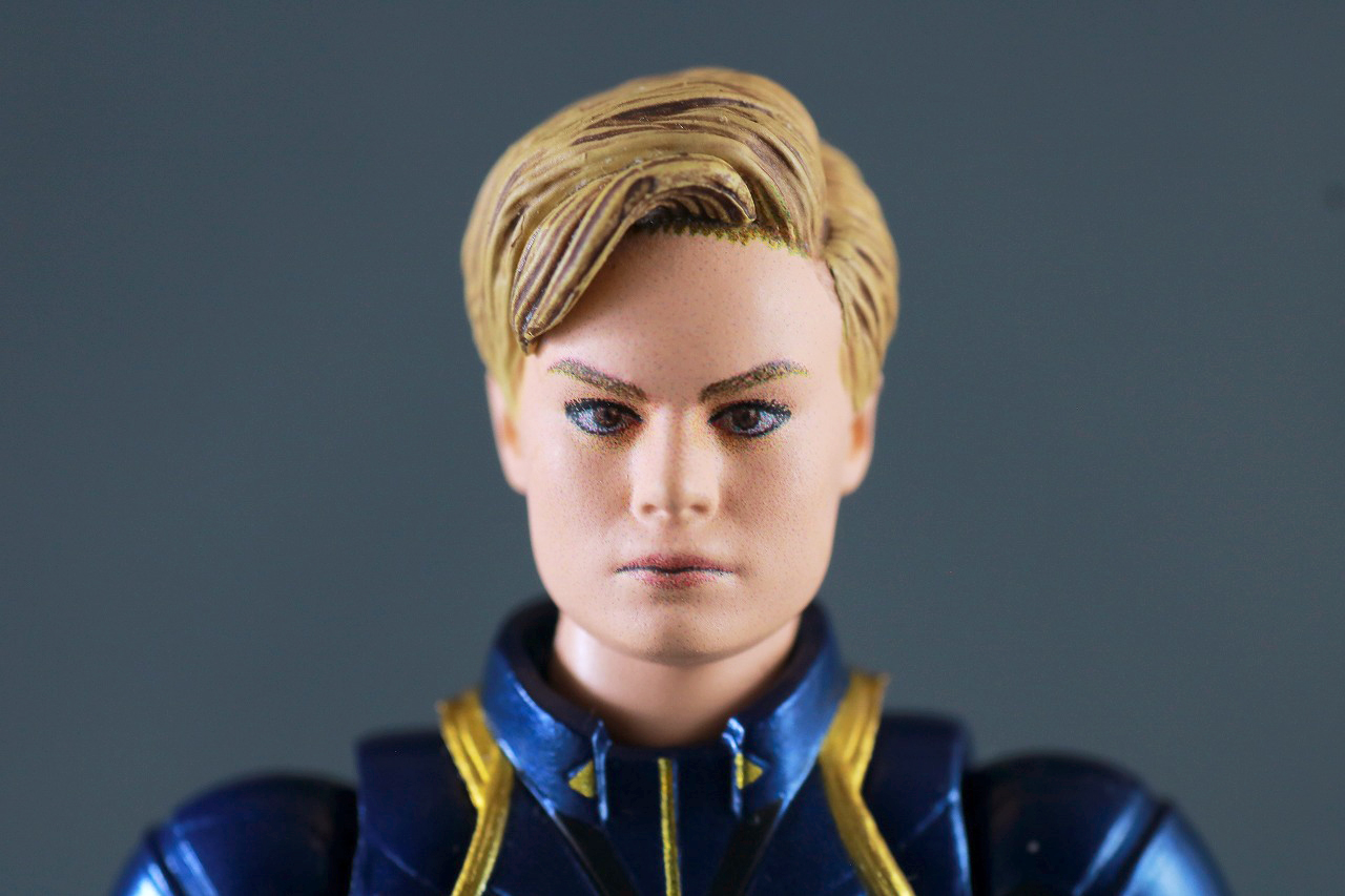 MAFEX　キャプテン・マーベル（アベンジャーズ／エンドゲーム）　レビュー　本体