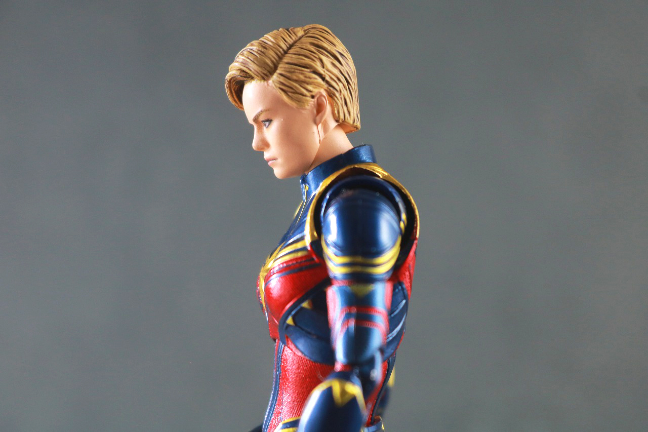 MAFEX　キャプテン・マーベル（アベンジャーズ／エンドゲーム）　レビュー　可動範囲