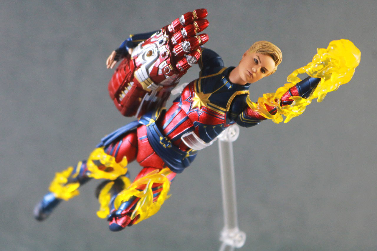 MAFEX　キャプテン・マーベル（アベンジャーズ／エンドゲーム）　レビュー　アクション　アイアン・スパイダー　FINAL BATTLE EDITION