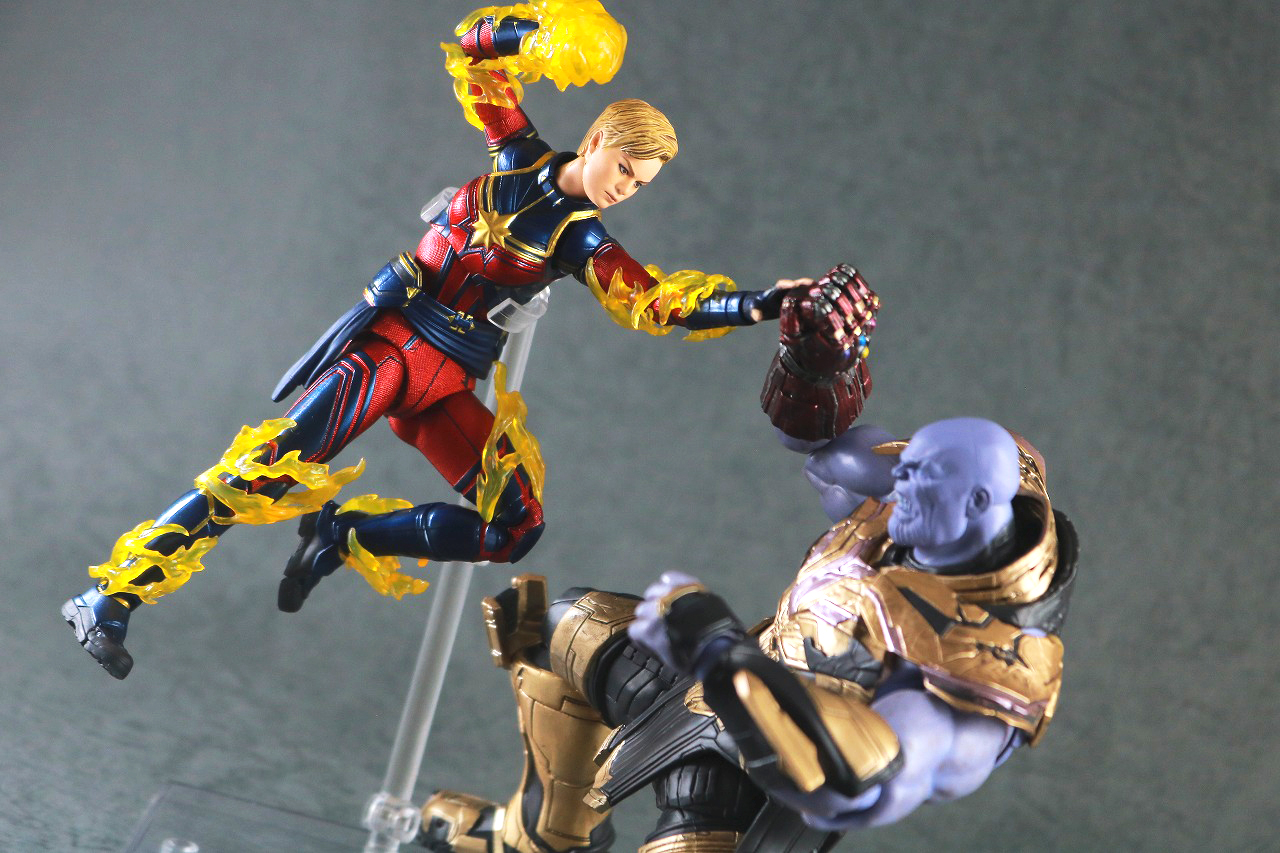 MAFEX　キャプテン・マーベル（アベンジャーズ／エンドゲーム）　レビュー　アクション　サノス　FINAL　BATTLE EDITION