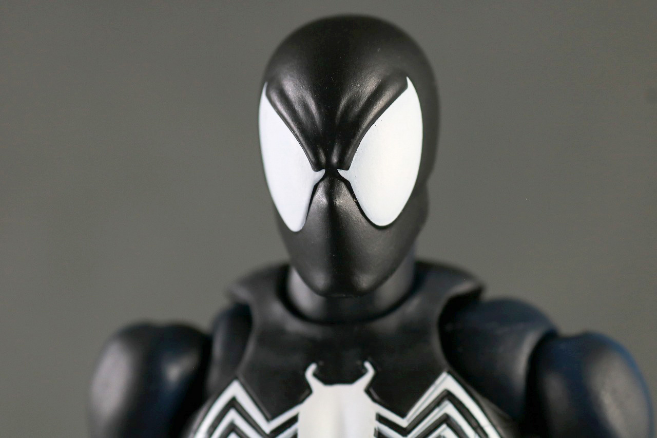 MAFEX　スパイダーマン　ブラックスーツ　レビュー　本体