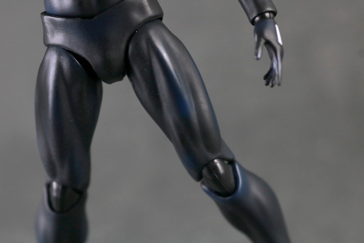 MAFEX　スパイダーマン　ブラックスーツ　レビュー　本体