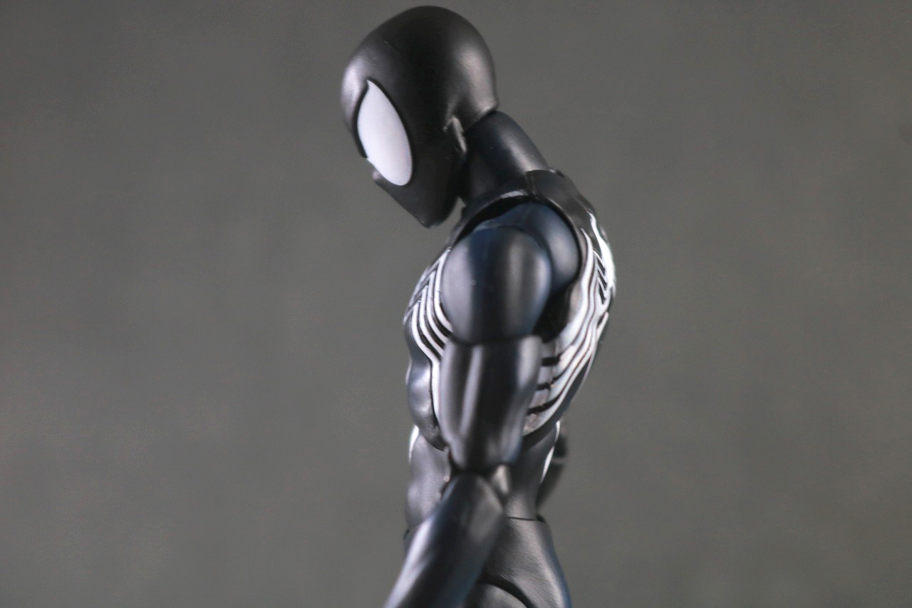 MAFEX　スパイダーマン　ブラックスーツ　レビュー　可動範囲