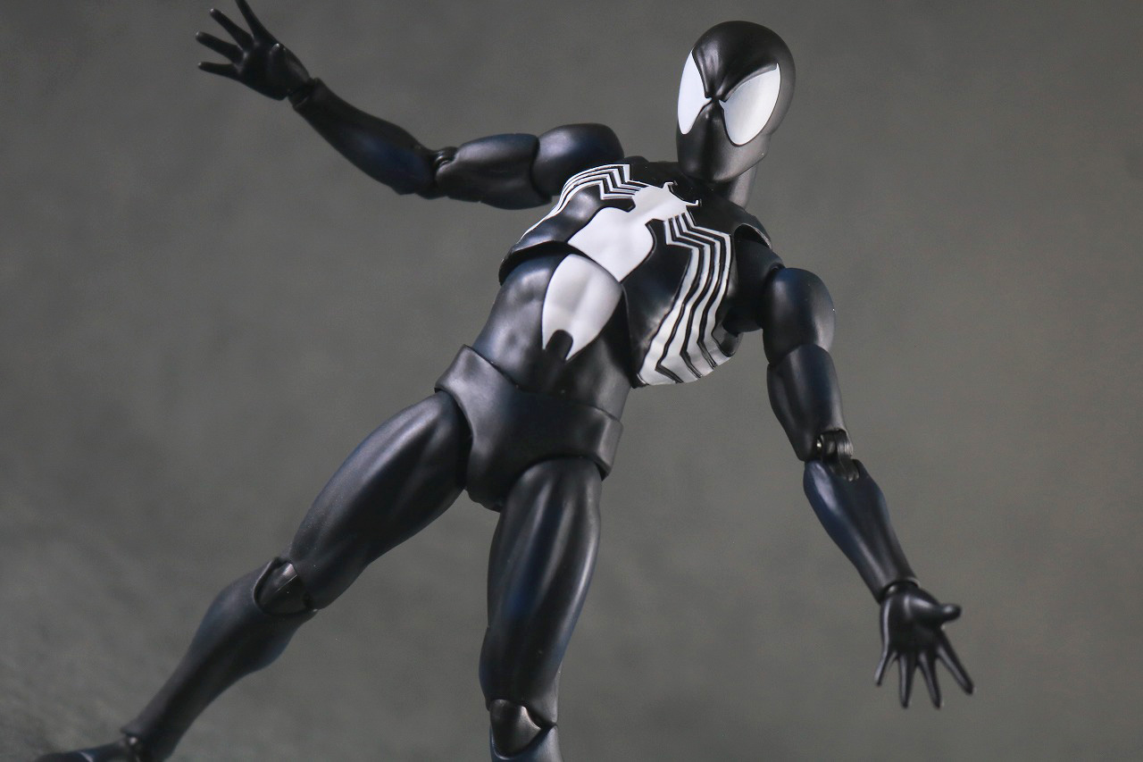 MAFEX　スパイダーマン　ブラックスーツ　レビュー　アクション