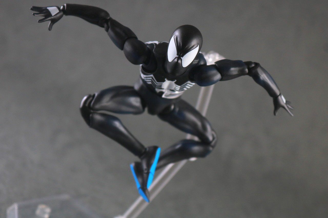 MAFEX　スパイダーマン　ブラックスーツ　レビュー　アクション