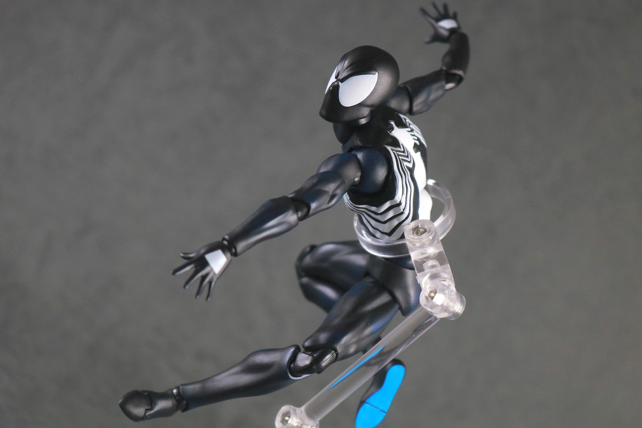 MAFEX　スパイダーマン　ブラックスーツ　レビュー　アクション