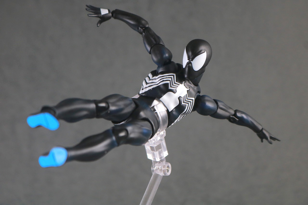 MAFEX　スパイダーマン　ブラックスーツ　レビュー　アクション