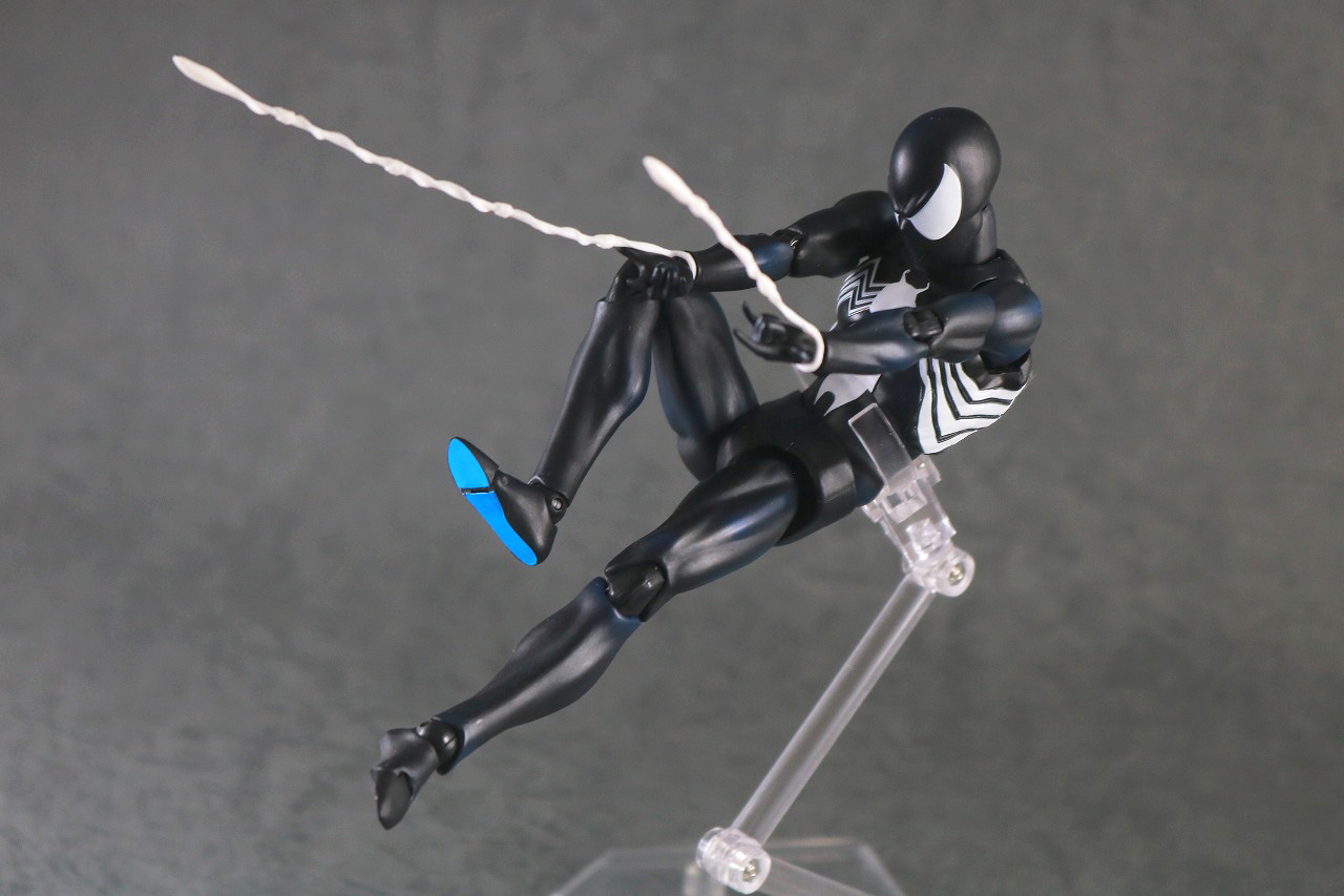 MAFEX　スパイダーマン　ブラックスーツ　レビュー　アクション