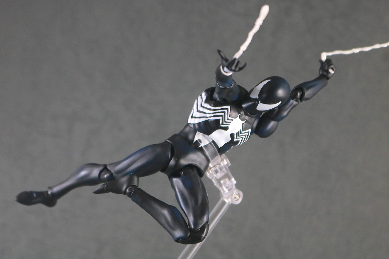 MAFEX　スパイダーマン　ブラックスーツ　レビュー　アクション