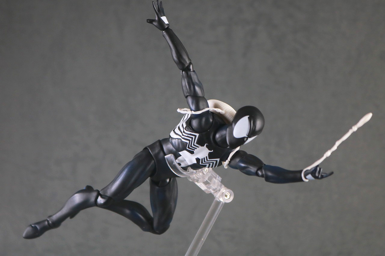 MAFEX　スパイダーマン　ブラックスーツ　レビュー　アクション