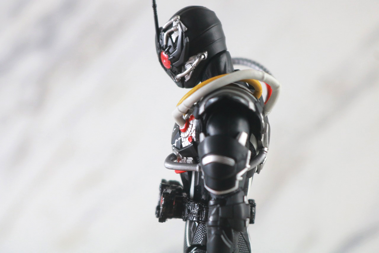 S.H.フィギュアーツ　仮面ライダーアークゼロ　アークエフェクトセット　レビュー　可動範囲