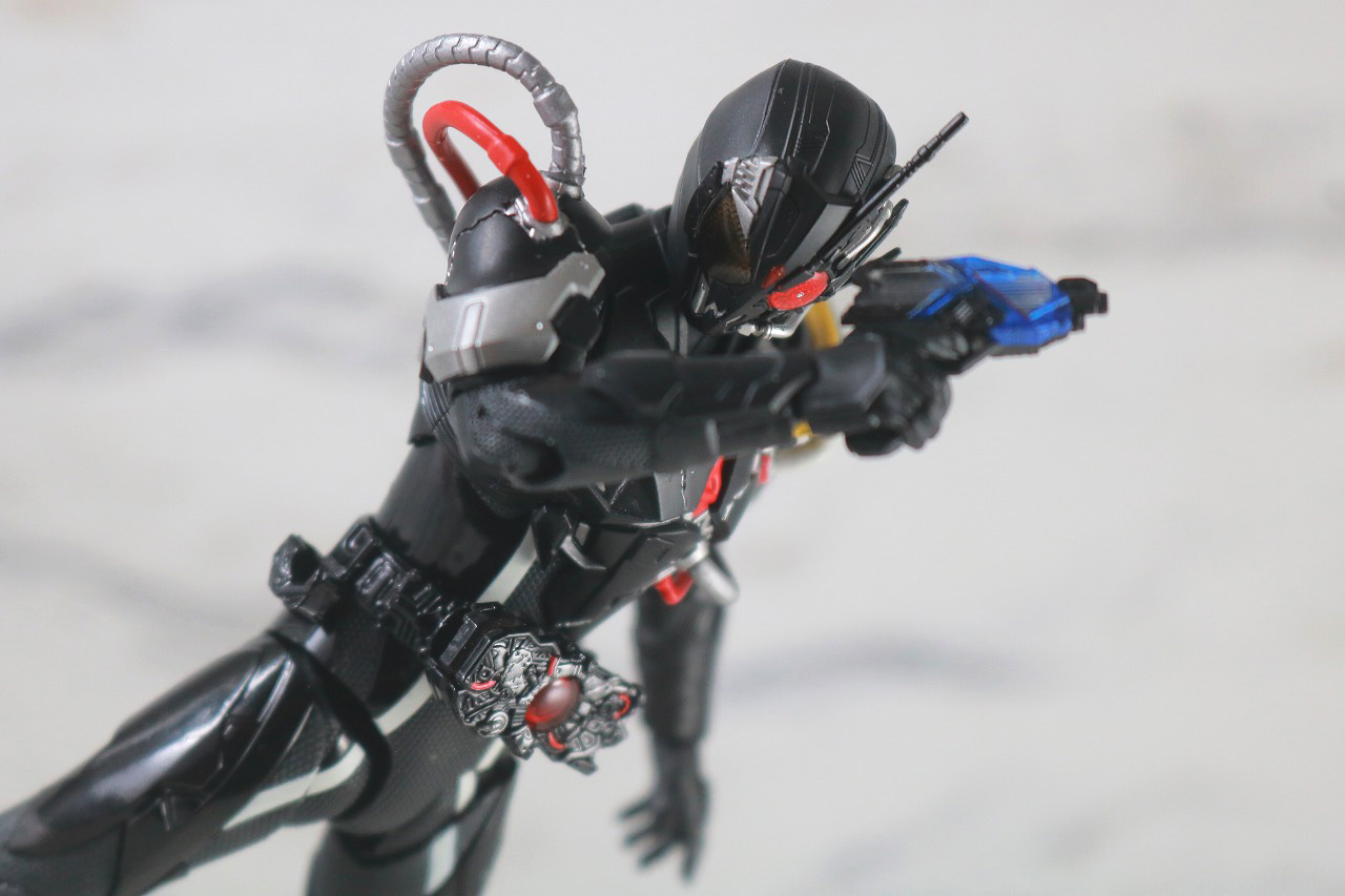 S.H.フィギュアーツ　仮面ライダーアークゼロ　アークエフェクトセット　レビュー　アクション