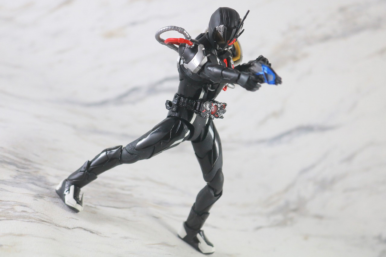 S.H.フィギュアーツ　仮面ライダーアークゼロ　アークエフェクトセット　レビュー　アクション