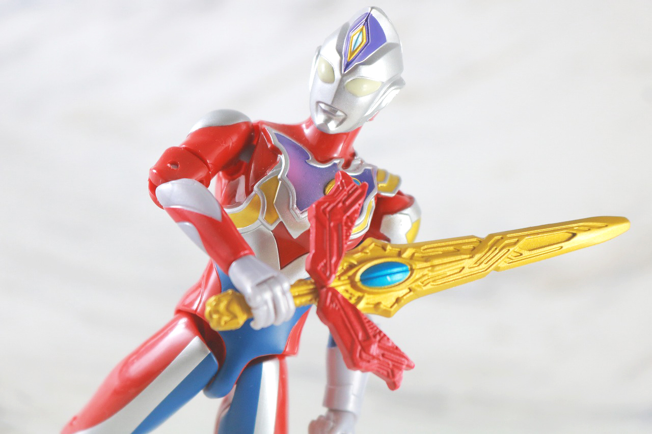 ウルトラアクションフィギュア　ウルトラマンデッカー　ダイナミックタイプ　レビュー　アクション