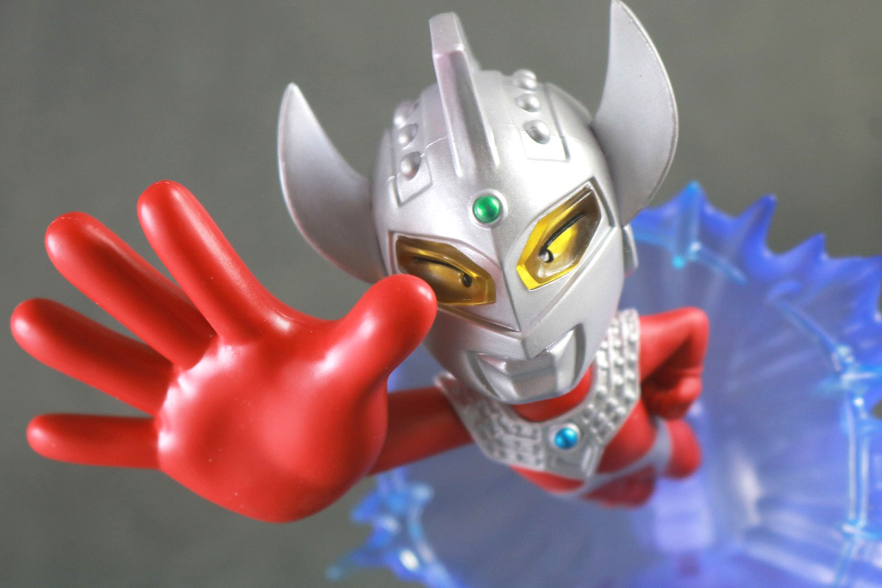 TAMASHII NATIONS BOX ウルトラマン ARTlized 来たぞ我らのウルトラマン　ウルトラマンタロウ　本体