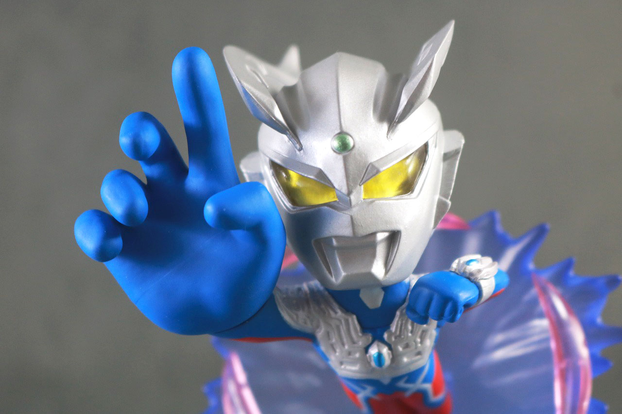 TAMASHII NATIONS BOX ウルトラマン ARTlized 来たぞ我らのウルトラマン　ウルトラマンゼロ　本体