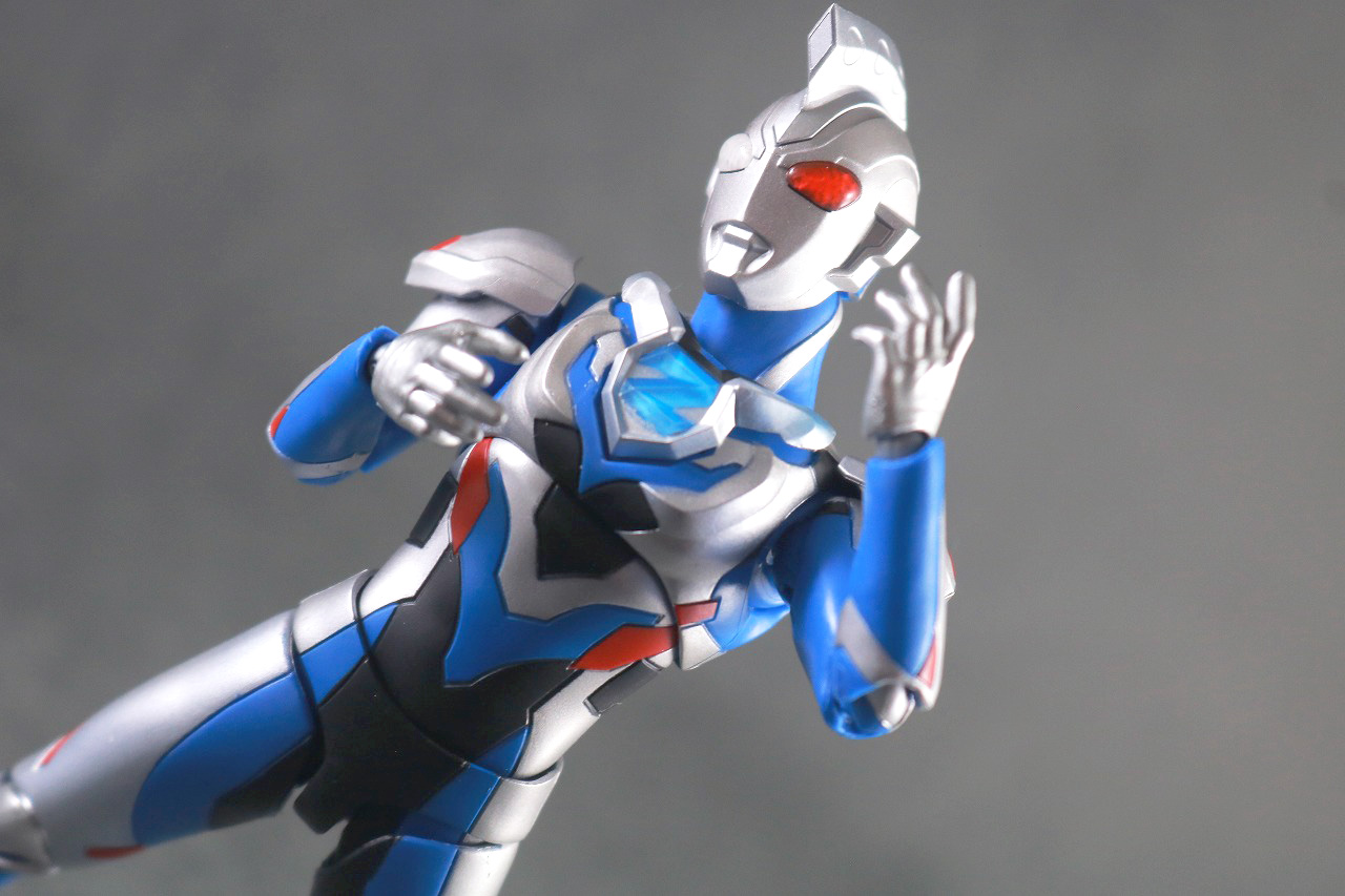 S.H.フィギュアーツ　イーヴィルトリガー　レビュー　アクション　ウルトラマンゼット オリジナル　レッドダメージ