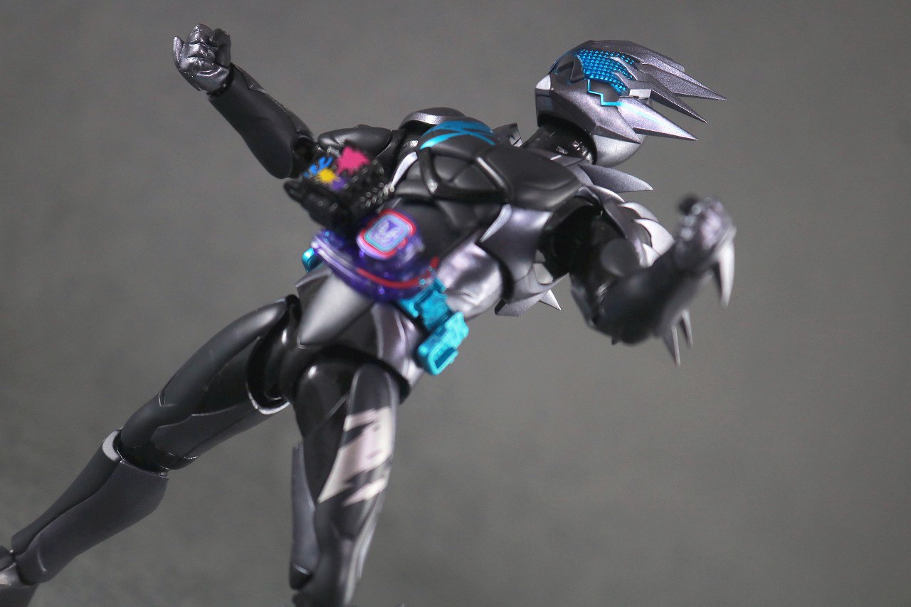 S.H.フィギュアーツ　仮面ライダージャックリバイス　レビュー　アクション