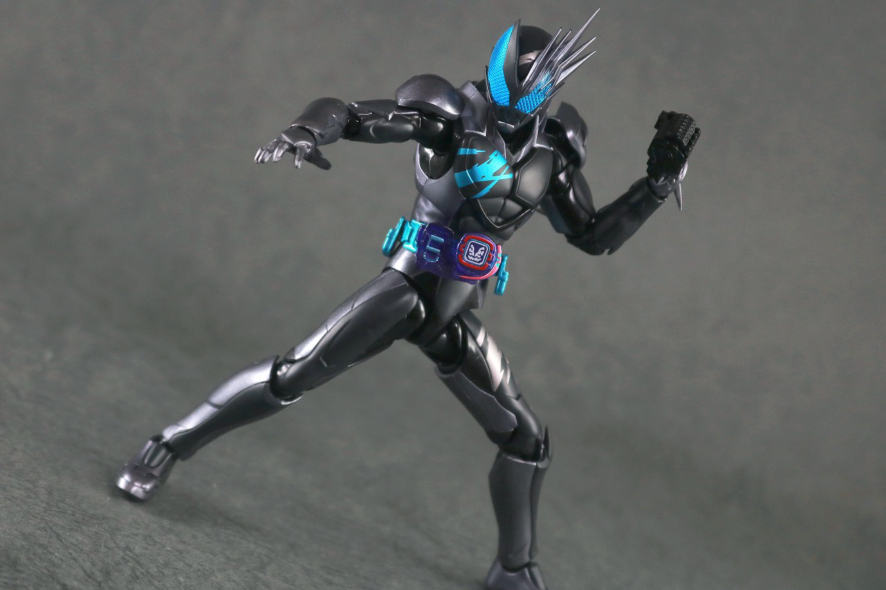 S.H.フィギュアーツ　仮面ライダージャックリバイス　レビュー　アクション