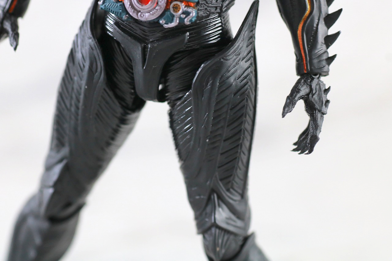 S.H.フィギュアーツ　仮面ライダーBLACK SUN　ブラックサン　レビュー　本体