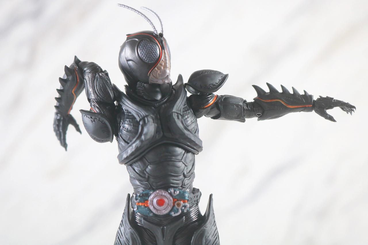 S.H.フィギュアーツ　仮面ライダーBLACK SUN　ブラックサン　レビュー　可動範囲