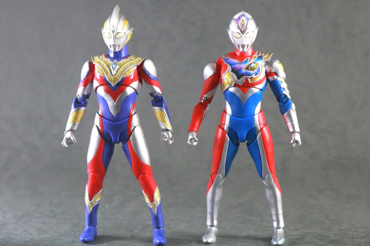 S.H.フィギュアーツ　ウルトラマンデッカー フラッシュタイプ　レビュー　　本体　ウルトラマントリガー マルチタイプ　比較