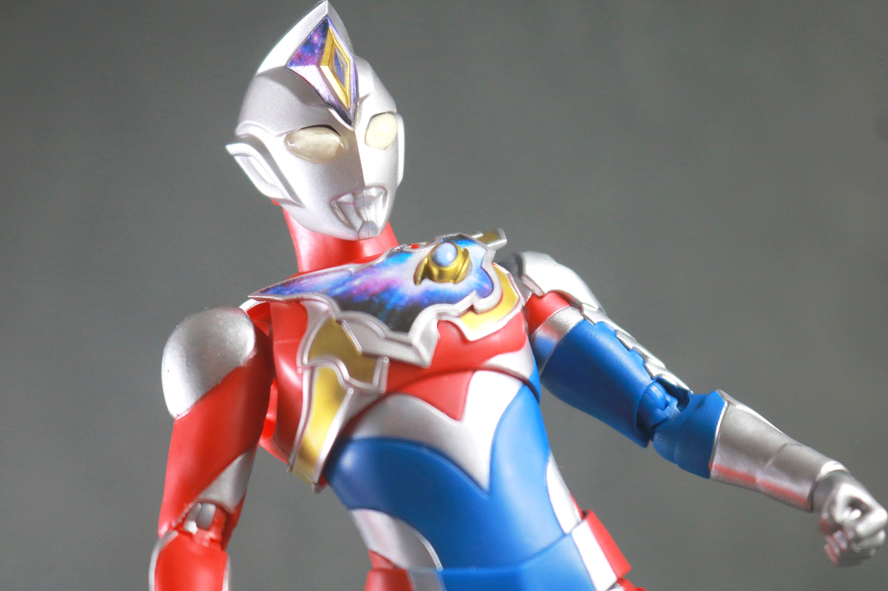 S.H.フィギュアーツ　ウルトラマンデッカー フラッシュタイプ　レビュー