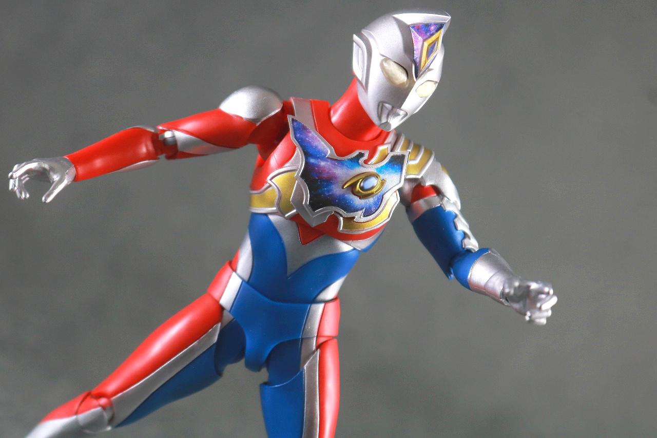 S.H.フィギュアーツ　ウルトラマンデッカー フラッシュタイプ　レビュー　　アクション