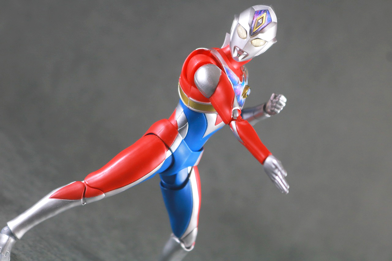 S.H.フィギュアーツ　ウルトラマンデッカー フラッシュタイプ　レビュー　　アクション