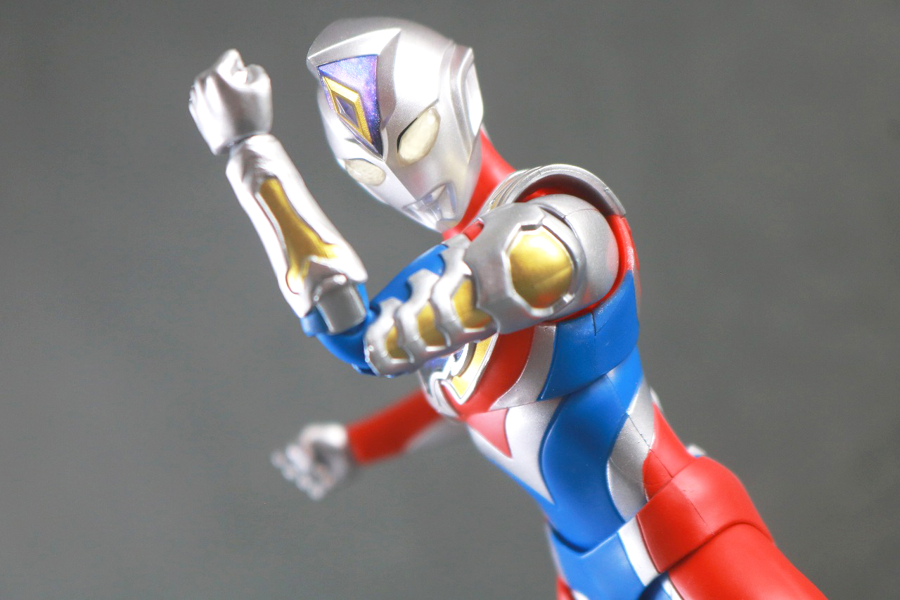 S.H.フィギュアーツ　ウルトラマンデッカー フラッシュタイプ　レビュー　　アクション