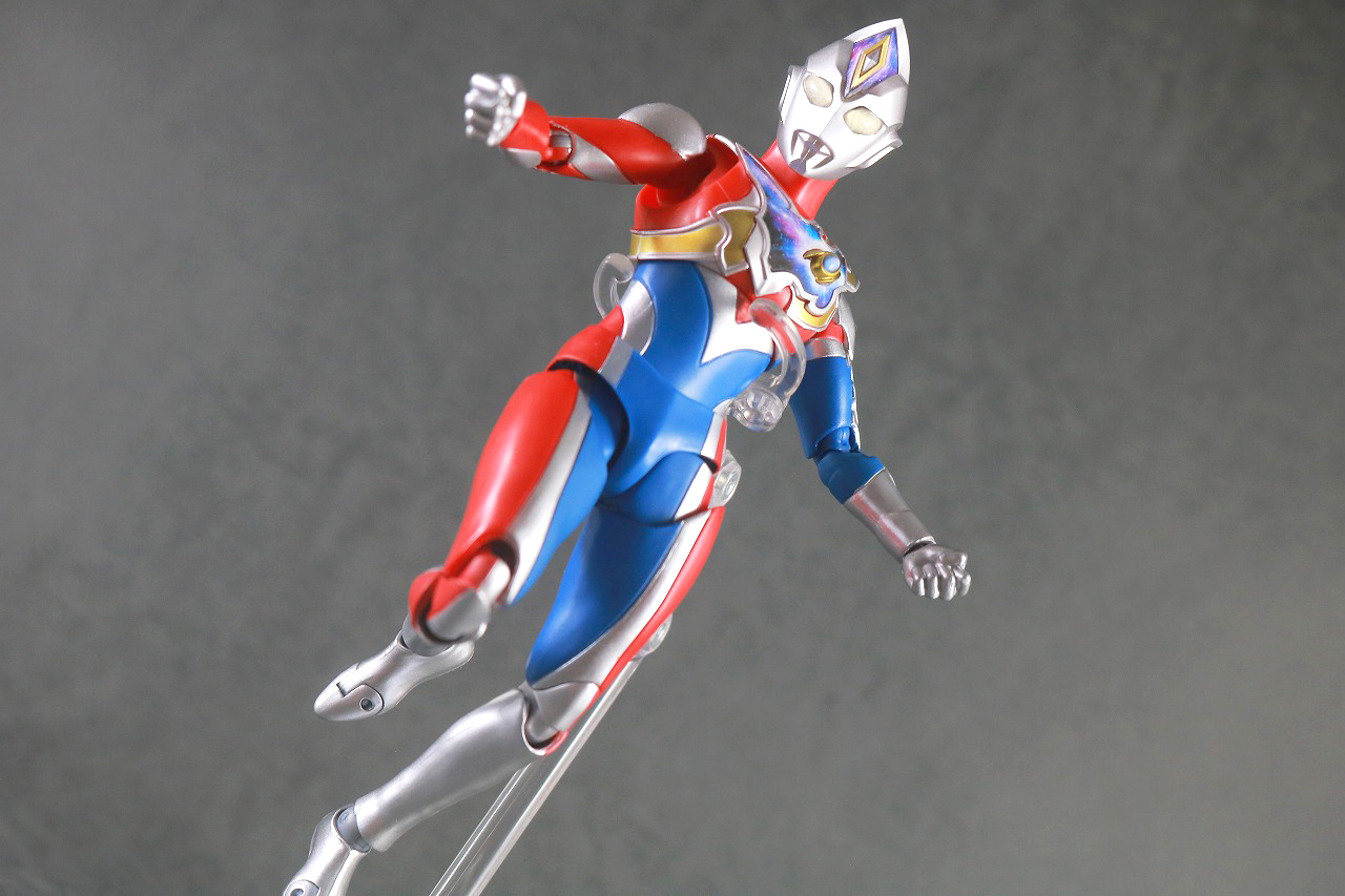 S.H.フィギュアーツ　ウルトラマンデッカー フラッシュタイプ　レビュー　　アクション