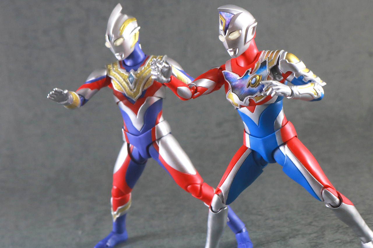 S.H.フィギュアーツ　ウルトラマンデッカー フラッシュタイプ　レビュー　　アクション　ウルトラマントリガー マルチタイプ