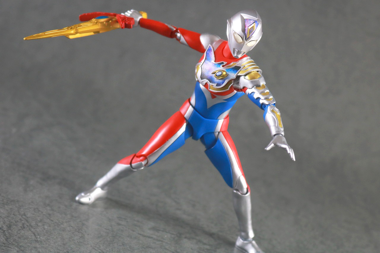 S.H.フィギュアーツ　ウルトラマンデッカー フラッシュタイプ　レビュー　　アクション