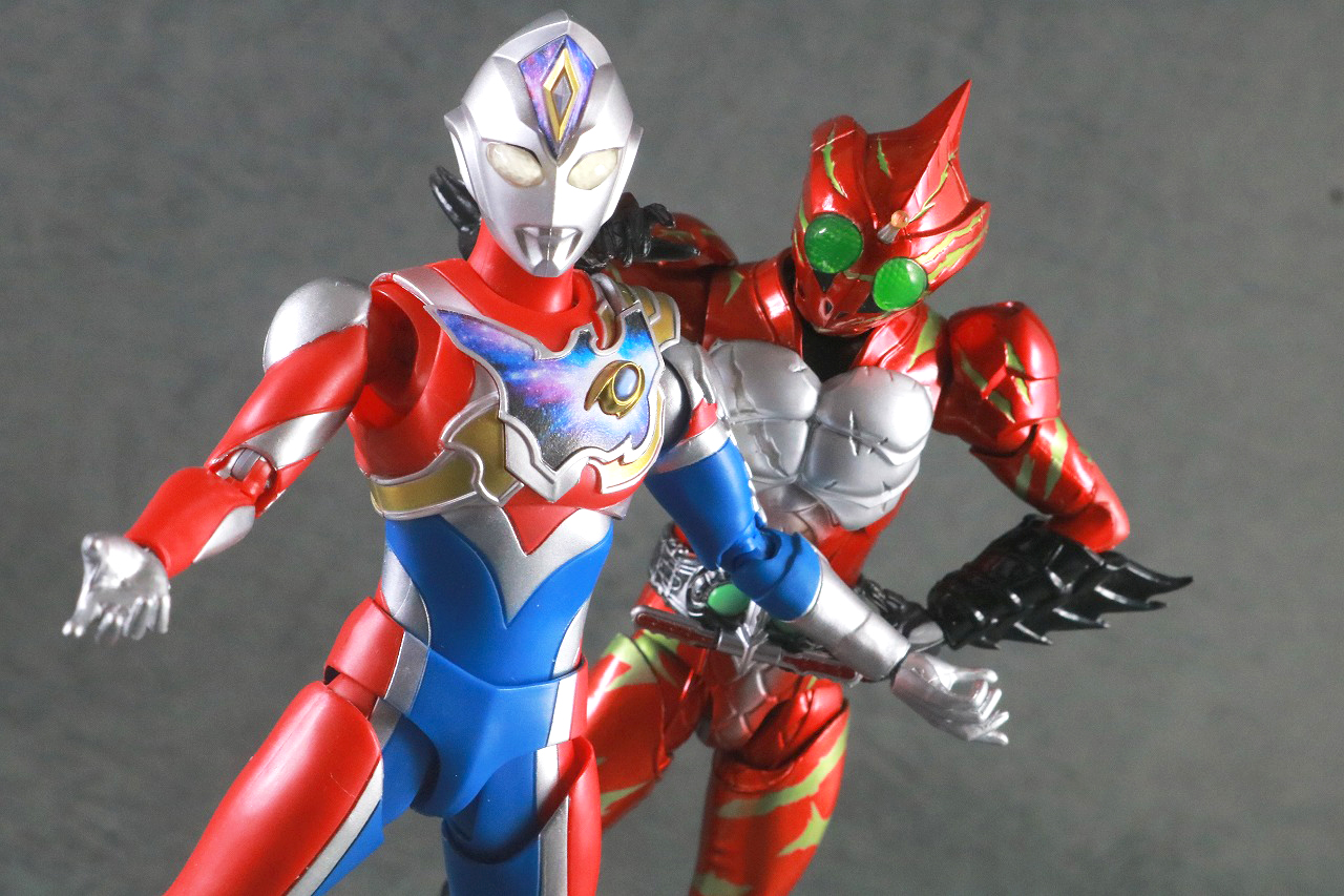 S.H.フィギュアーツ　ウルトラマンデッカー フラッシュタイプ　レビュー　　アクション