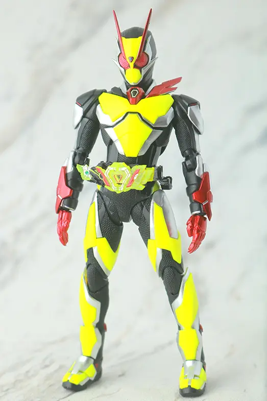 S.H.フィギュアーツ　仮面ライダーゼロツー　イズVer.　レビュー　本体