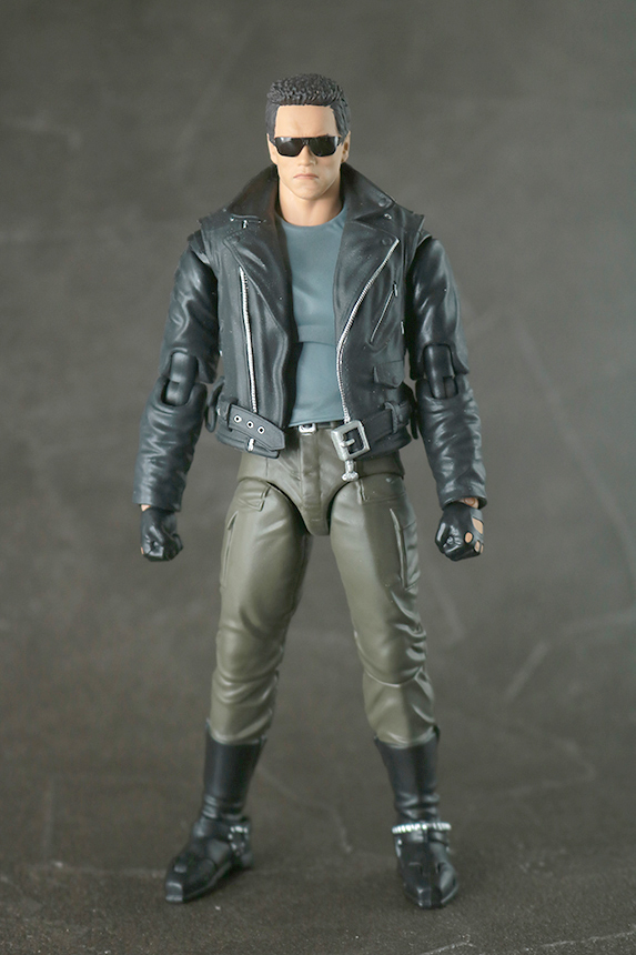 MAFEX　T-800　ターミネーター　レビュー　本体