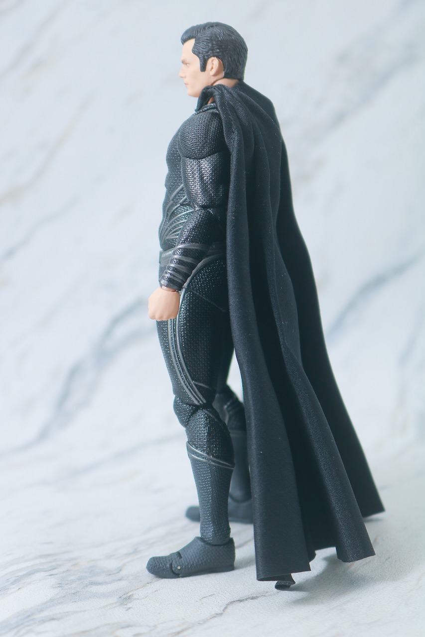 MAFEX　スーパーマン（『ジャスティス・リーグ：ザック・スナイダーカット』　レビュー　本体