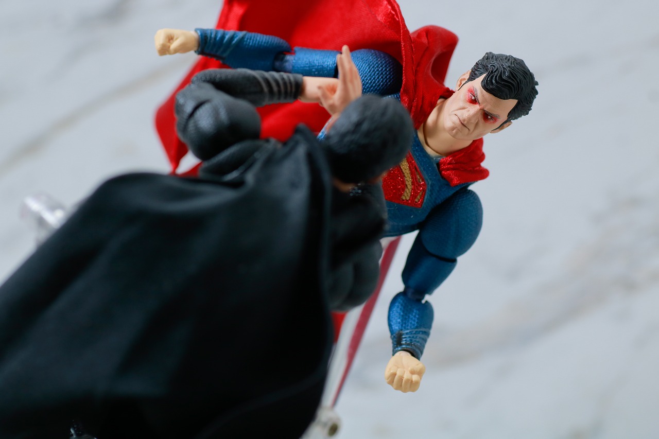 MAFEX　スーパーマン（『ジャスティス・リーグ：ザック・スナイダーカット』　レビュー　アクション　