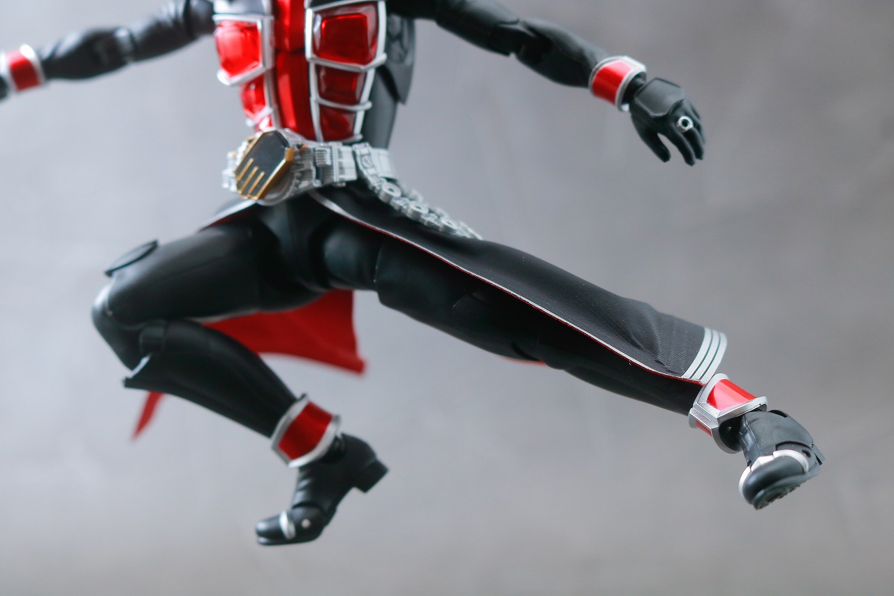 S.H.フィギュアーツ　仮面ライダーウィザード フレイムスタイル 真骨彫製法　10tn anniversary ver.　レビュー　本体