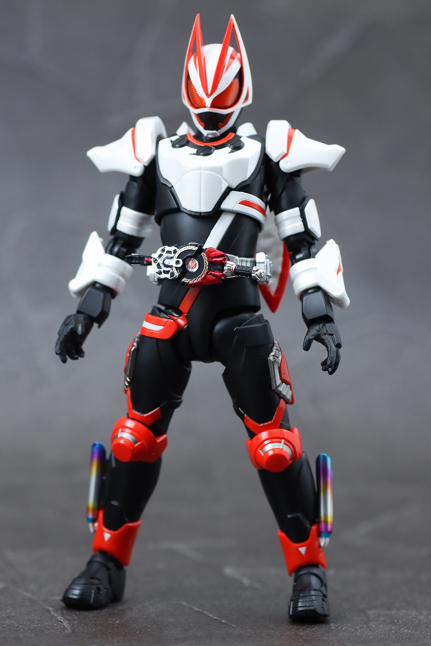 S.H.フィギュアーツ　仮面ライダーギーツ マグナムブーストフォーム　レビュー　本体