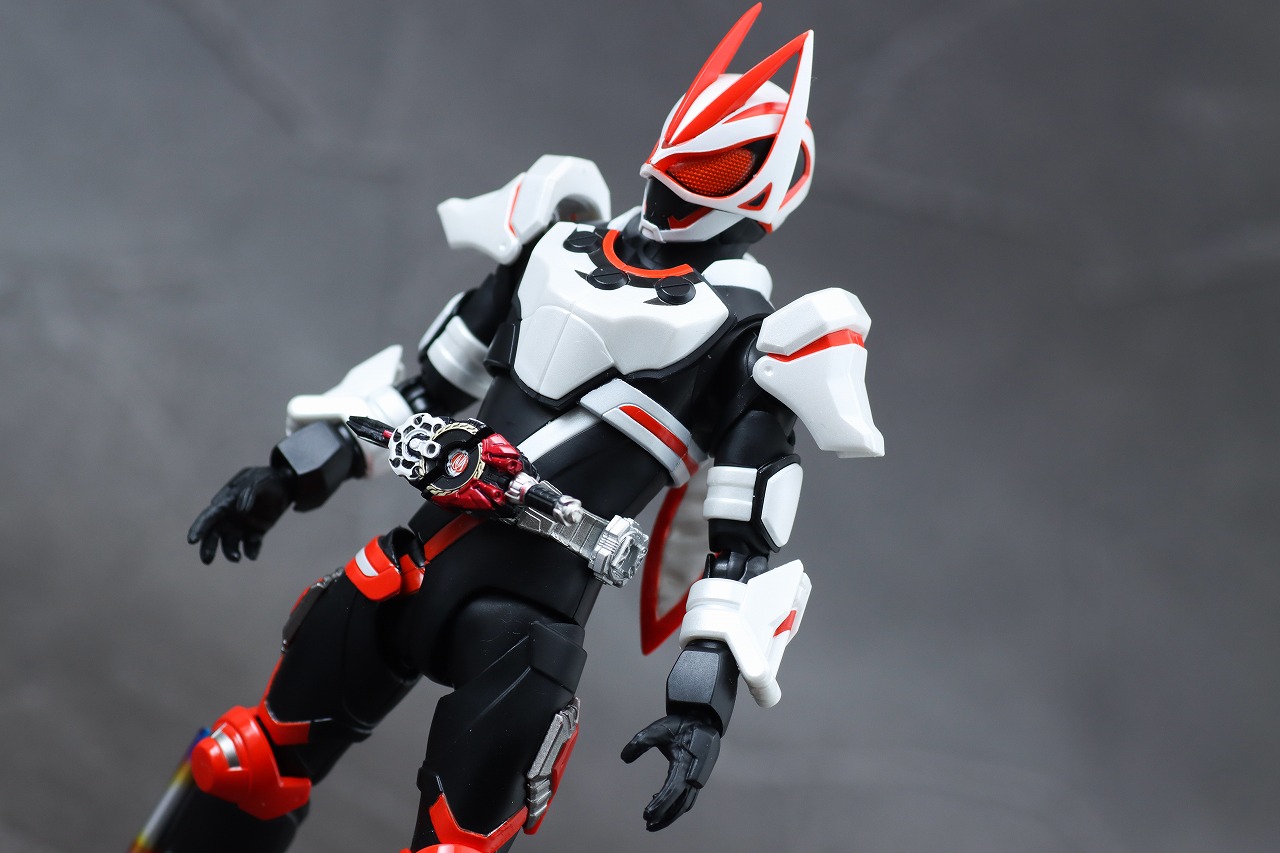 S.H.フィギュアーツ　仮面ライダーギーツ マグナムブーストフォーム　レビュー　アクション