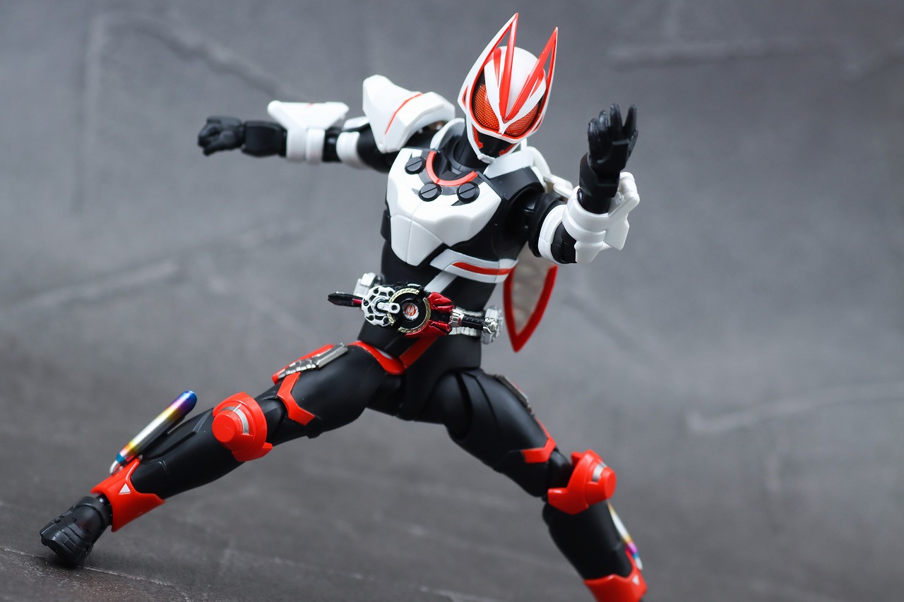 S.H.フィギュアーツ　仮面ライダーギーツ マグナムブーストフォーム　レビュー　アクション