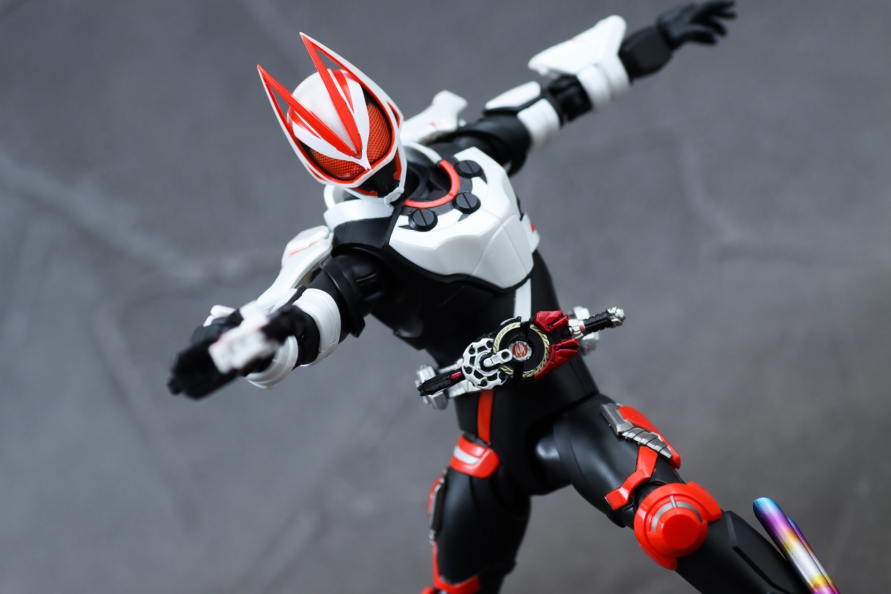 S.H.フィギュアーツ　仮面ライダーギーツ マグナムブーストフォーム　レビュー　アクション