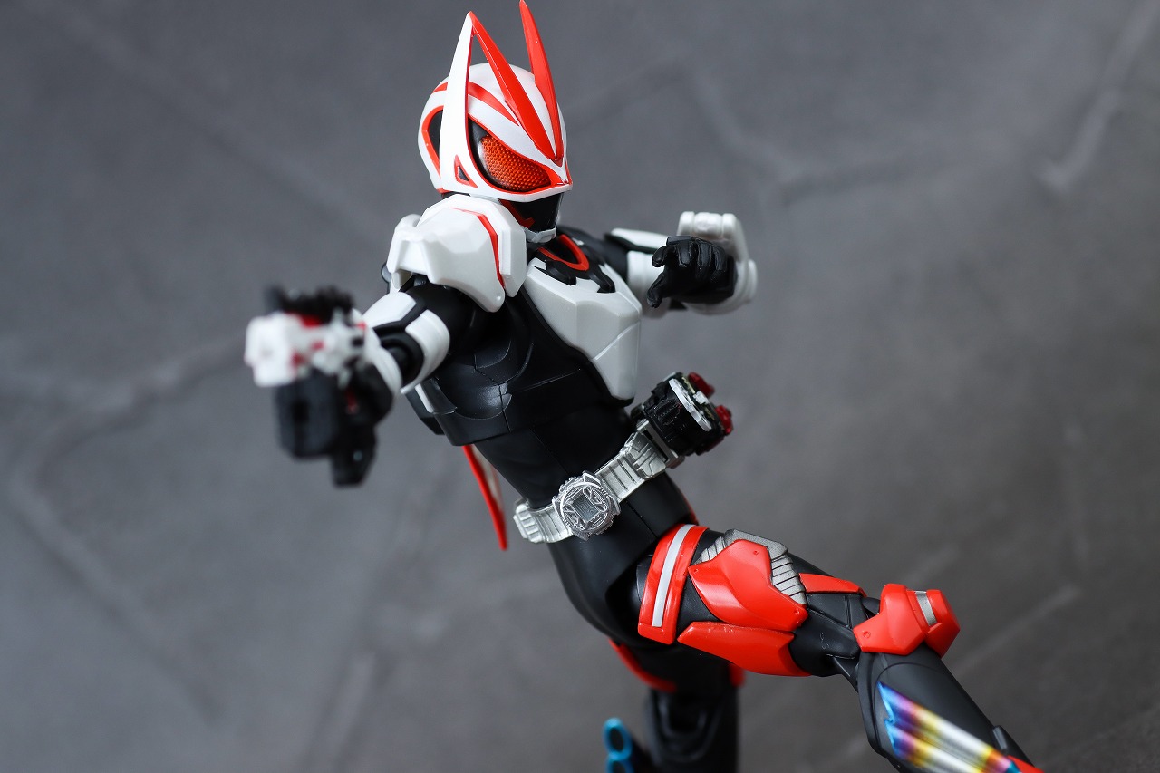 S.H.フィギュアーツ　仮面ライダーギーツ マグナムブーストフォーム　レビュー　アクション